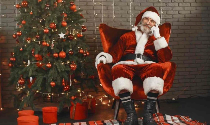 Chụp ảnh trong trang phục &ocirc;ng gi&agrave; Noel