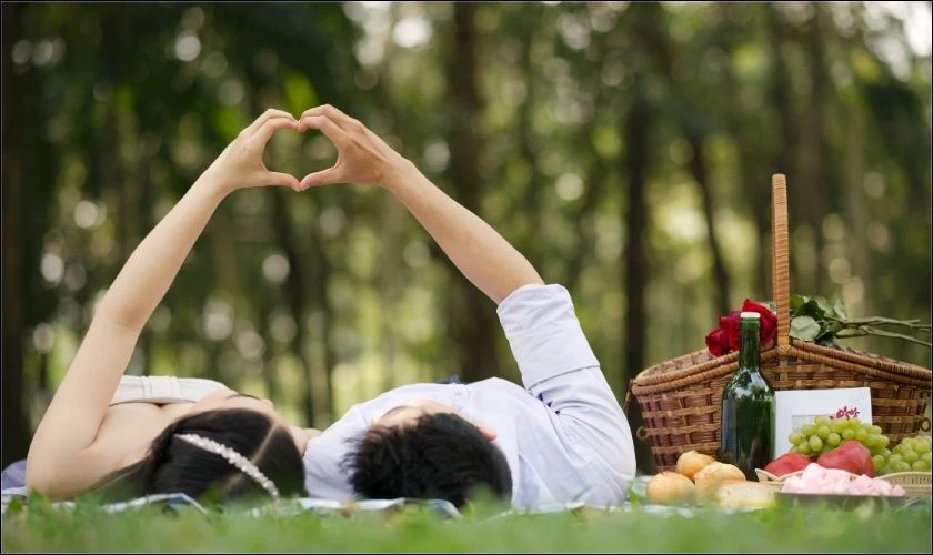 Ảnh cặp đôi mừng lễ Tình Nhân