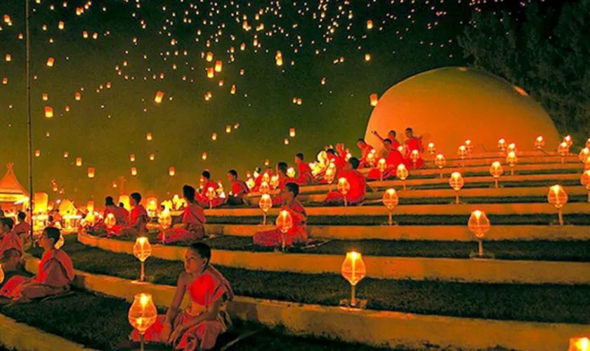 Khung cảnh trang trọng trong ng&agrave;y Vu Lan b&aacute;o hiếu