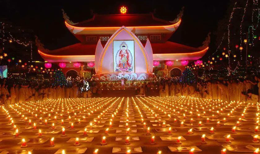H&igrave;nh ảnh khung cảnh lễ Vu Lan b&aacute;o hiếu