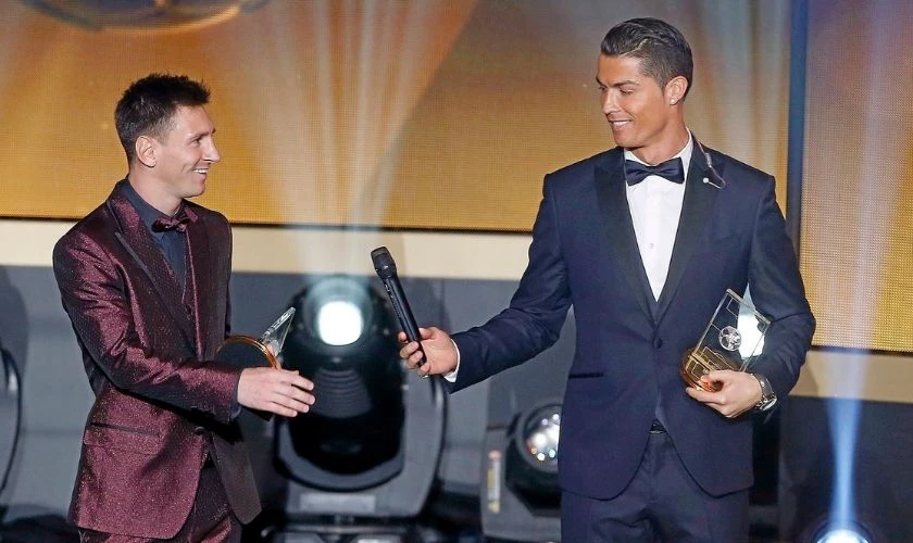 CR7 v&agrave; M10 - Thần tượng b&oacute;ng đ&aacute; thế giới