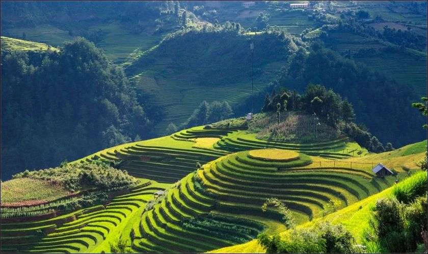 H&igrave;nh nền iPad phong cảnh n&uacute;i non h&ugrave;ng vĩ