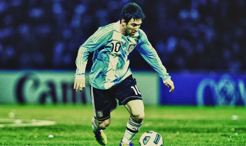 Ảnh nền cầu thủ Messi trong m&agrave;u &aacute;o đội tuyển quốc gia Argentina Full HD cho m&aacute;y t&iacute;nh
