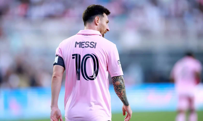 Ảnh nền Messi 3D trong nhiều &aacute;o đấu kh&aacute;c nhau cực ngầu