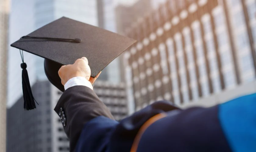 Các yếu tố ảnh hưởng đến học phí