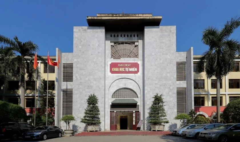 So sánh học phí đại học khoa học Tự nhiên 2026 với 2025