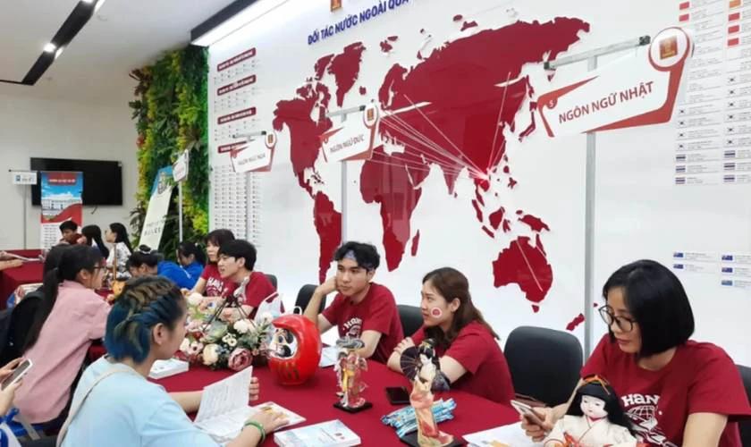 Các yếu tố ảnh hưởng đến học phí HANU 2026