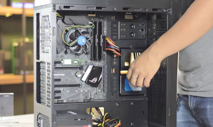T&aacute;c dụng của lắp th&ecirc;m ổ cứng cho PC theo hướng dẫn l&agrave; g&igrave;?