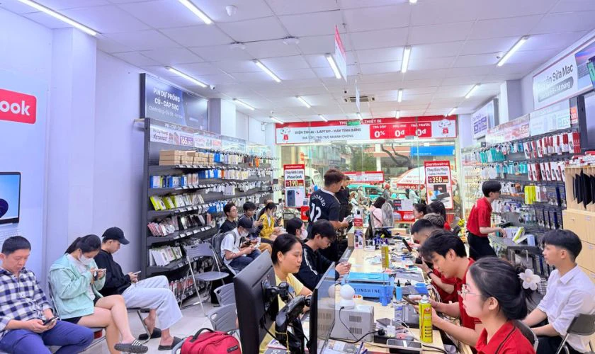 thay cáp sạc iphone 13 pro max uy tín tại Điện Thoại Vui