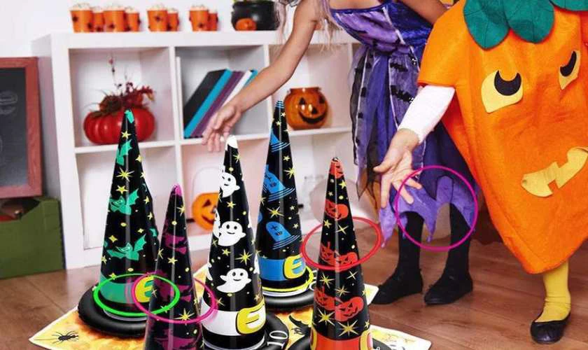 Trò chơi ném vòng Halloween cho trẻ em