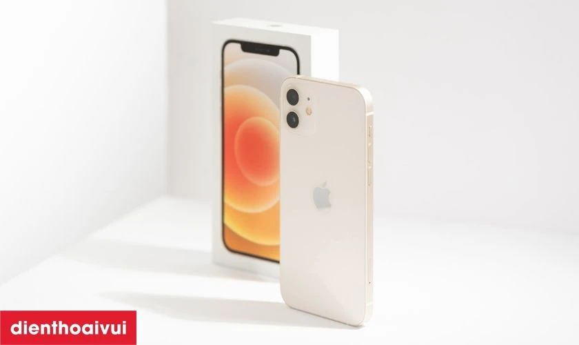 iPhone 12 phi&ecirc;n bản iPhone ti&ecirc;u chuẩn