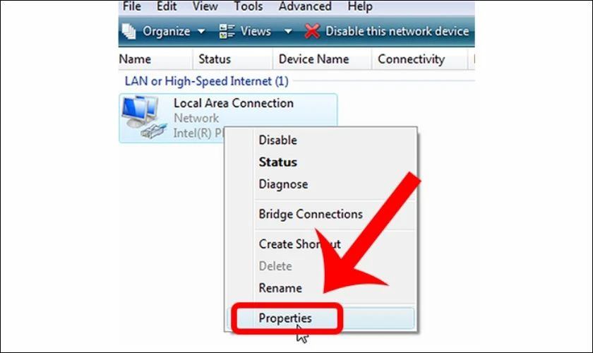 Bấm chuột phải v&agrave;o adapter mạng muốn g&aacute;n một địa chỉ IP, sau đ&oacute; bạn chọn Properties