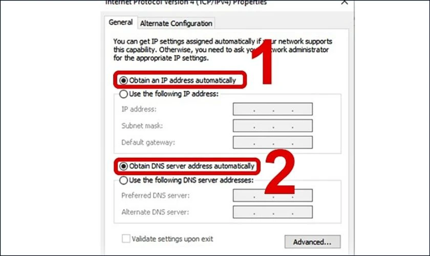 Trong cửa sổ (TCP/IPv4), bạn chọn Obtain an IP address automatically. Chọn tiếp v&agrave;o Obtain DNS server address automatically
