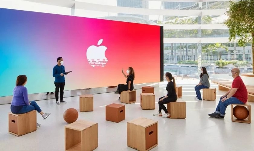 iPhone 11 kh&ocirc;ng được trang bị 5G cũng cho thấy Apple kh&aacute; kỹ lưỡng trong chiến lược