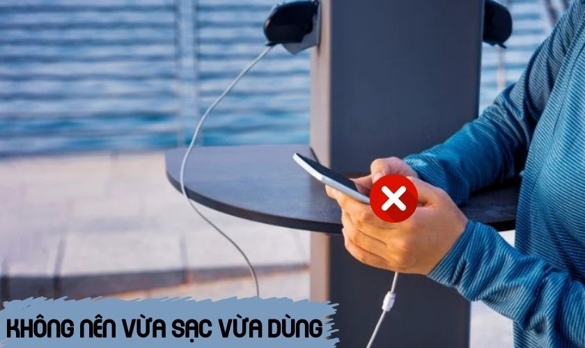 Sử dụng bộ sạc nhanh chính hãng cho iPhone của bạn