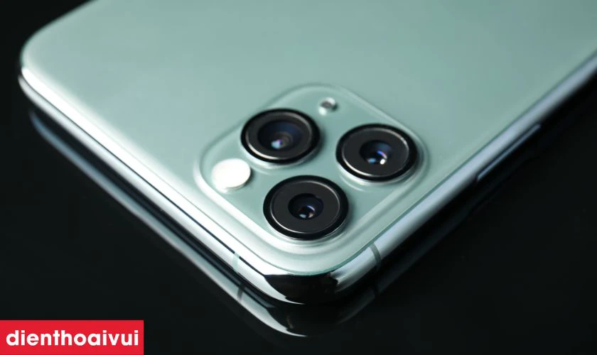 Thiết kế iPhone 11 thời thượng, chắc chắn