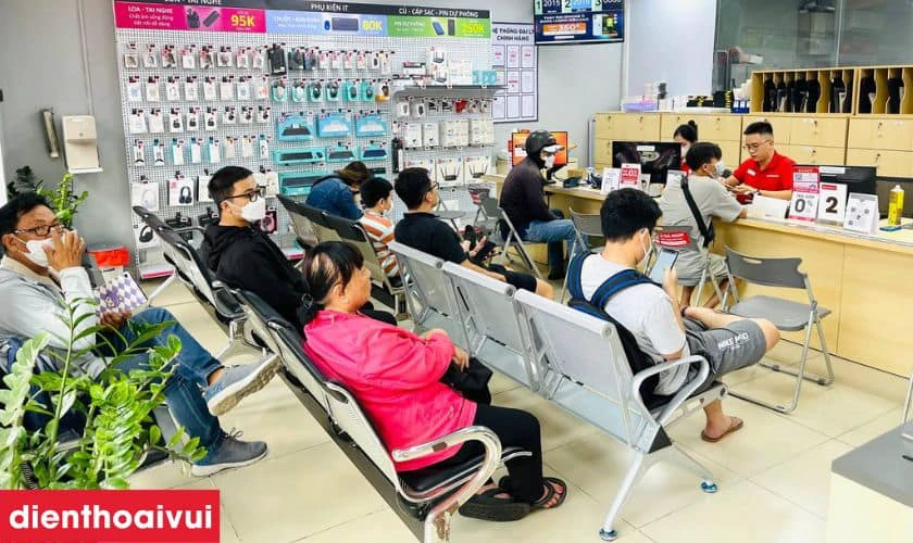 Mua iPhone 11 Series chất lượng, giá rẻ tại Điện Thoại Vui