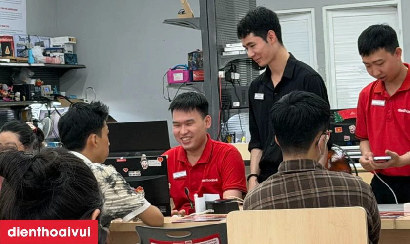 V&igrave; sao n&ecirc;n chọn Điện Thoại Vui khi mua iPhone 12 128GB 2 SIM cũ?