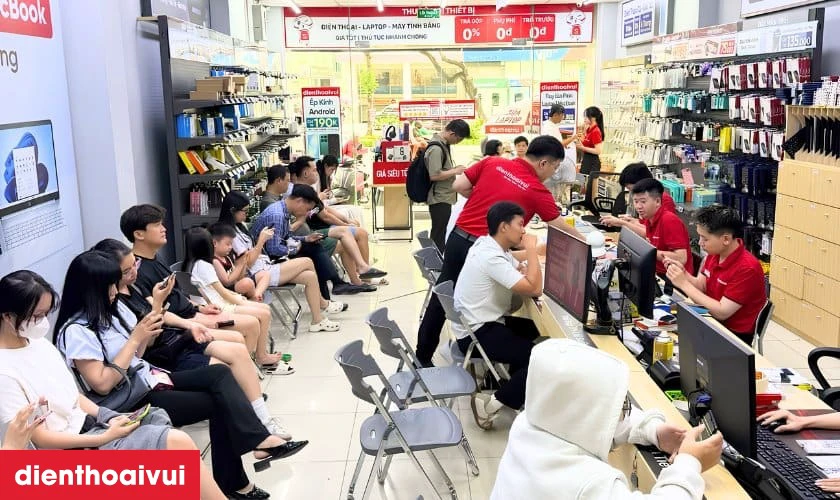 V&igrave; sao n&ecirc;n mua iPhone cũ tại Điện Thoại Vui