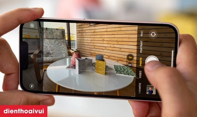 Camera chụp h&igrave;nh sắc n&eacute;t