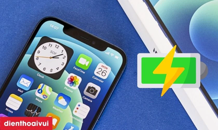 Dung lượng PIN iPhone 12 l&agrave; 2.815 mAh