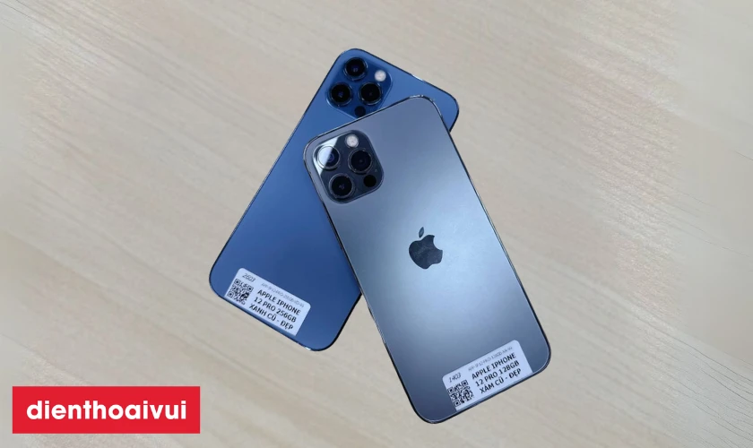 2 phi&ecirc;n bản m&agrave;u iPhone 12 pro 128gb cũ đẹp