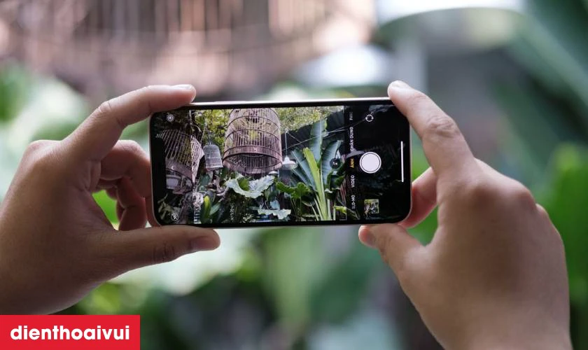 Có nên mua iPhone 12 Pro đã kích hoạt