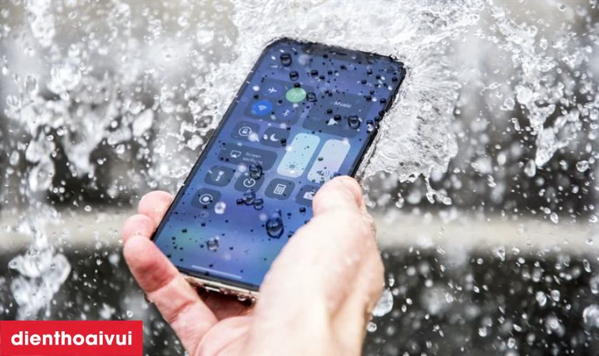 Khả năng chống nước, kh&aacute;ng bụi 
