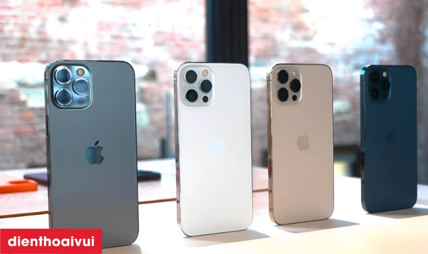 C&oacute; n&ecirc;n mua iPhone 12 Pro Max 256GB cũ trầy xước kh&ocirc;ng?