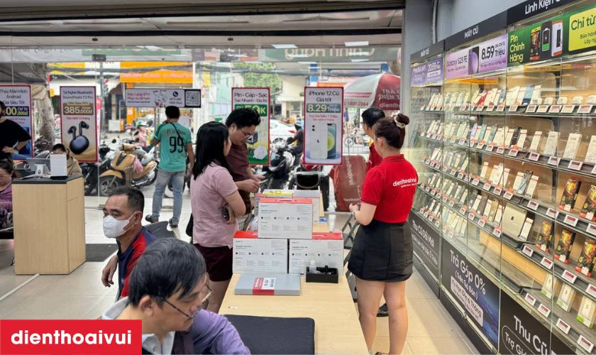 V&igrave; sao n&ecirc;n mua iPhone 12 Pro Max 512GB cũ tại Điện Thoại Vui