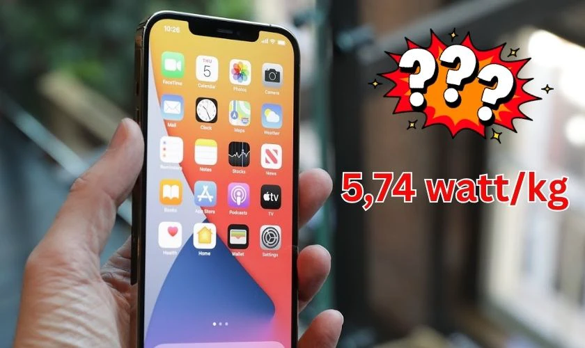 Tại sao iPhone 12 ProMax từng bị cảnh b&aacute;o về bức xạ?