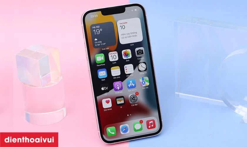 M&agrave;n h&igrave;nh Super Retina XDR