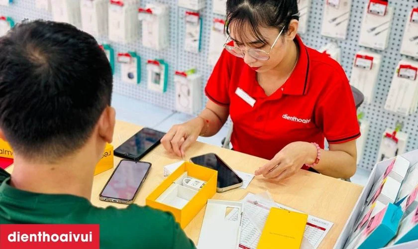 Mua iPhone 13 mini cũ tại Điện Thoại Vui được ưu đ&atilde;i những g&igrave;?