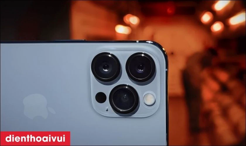 Camera sắc n&eacute;t 12MP