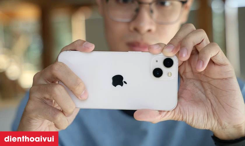 Có nên mua iPhone 14 256GB đã kích hoạt không
