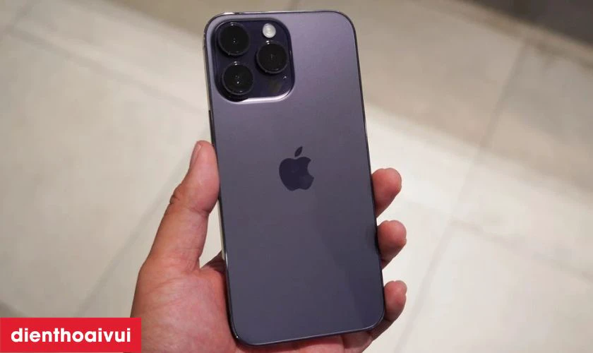 Có nên mua iPhone 14 Pro Max 1TB cũ trầy xước không?