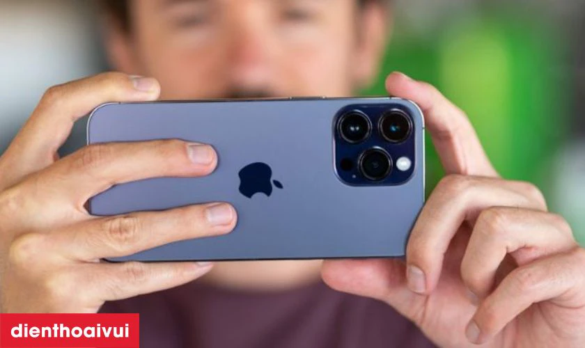 Có nên mua iPhone 14 Pro Max 512GB cũ trầy xước không?