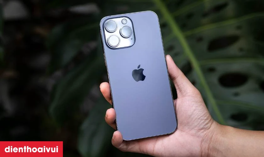 Có nên mua iPhone đã kích hoạt không