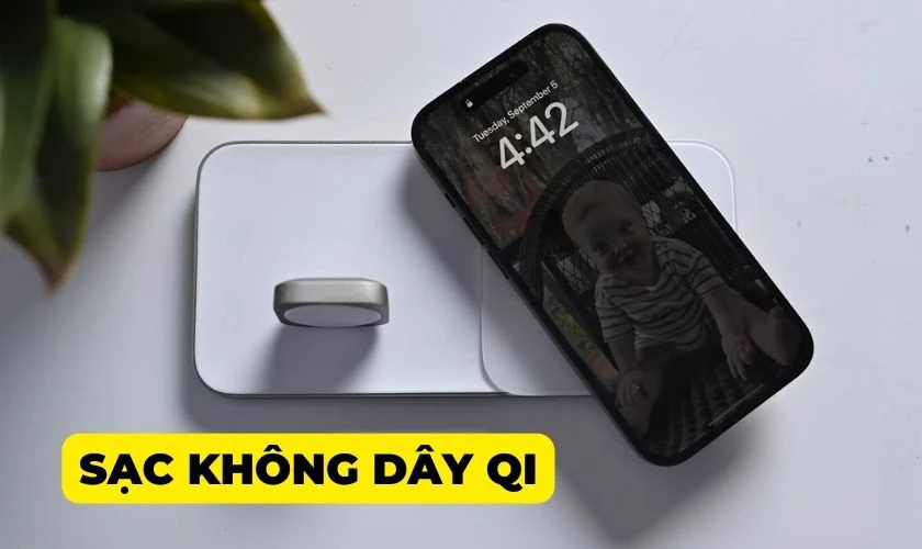 Sạc kh&ocirc;ng d&acirc;y Qi