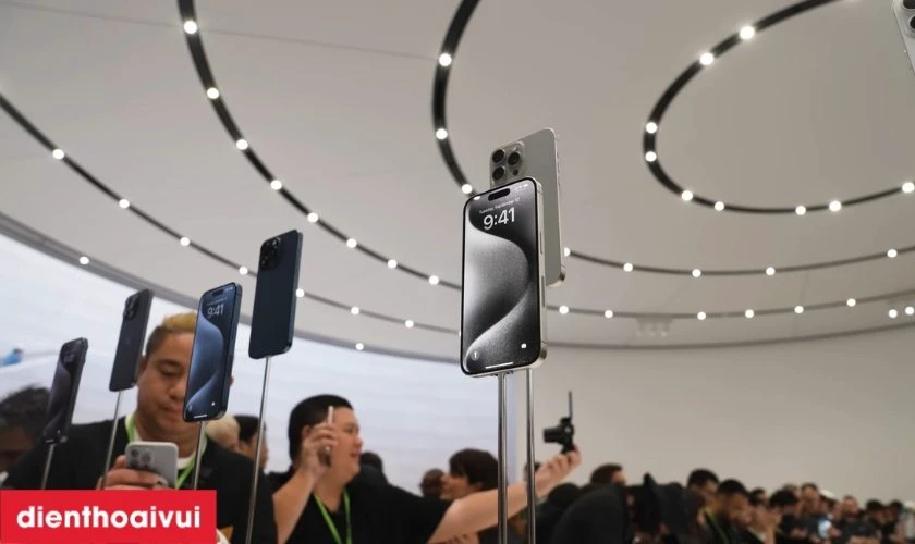 Điện thoại iPhone 15 Series ra mắt khi n&agrave;o?