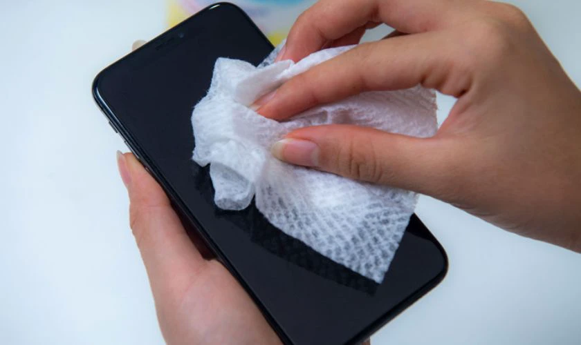 Một số mẹo để tr&aacute;nh iPhone 16 bị v&agrave;o nước
