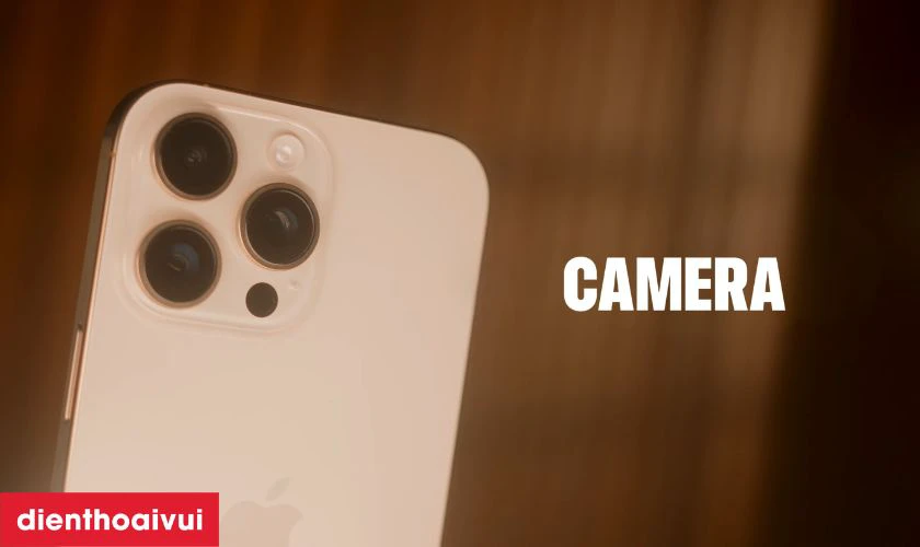 iPhone 16 Pro Max 512GB cũ được trang bị hệ thống camera Ultra Wide