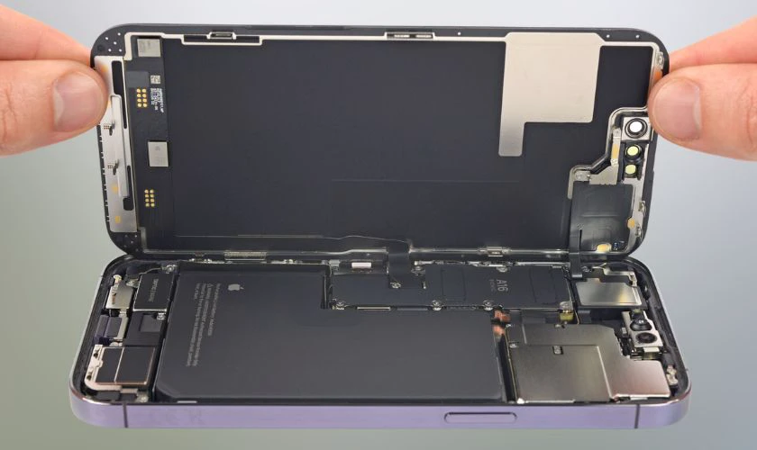 Dung lượng pin của iPhone 16 Pro Max 512GB là bao nhiêu?