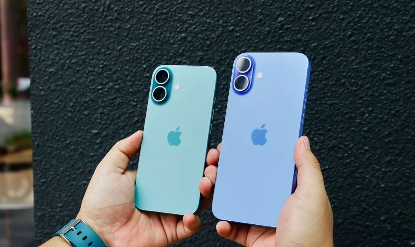 Camera giống nhau hoàn toàn