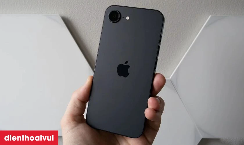 iPhone 16e 256GB đ&atilde; k&iacute;ch hoạt c&oacute; ngoại h&igrave;nh v&agrave; chất lượng ra sao?
