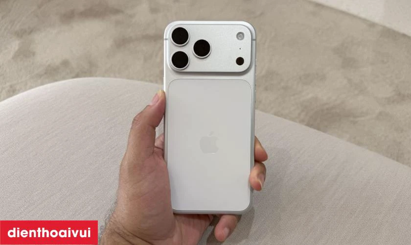 iPhone 17 Pro 1TB cũ trầy xước c&oacute; ngoại h&igrave;nh v&agrave; chất lượng ra sao?