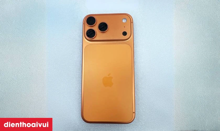 iPhone 17 Pro Max 256GB 2 SIM cũ xước cấn