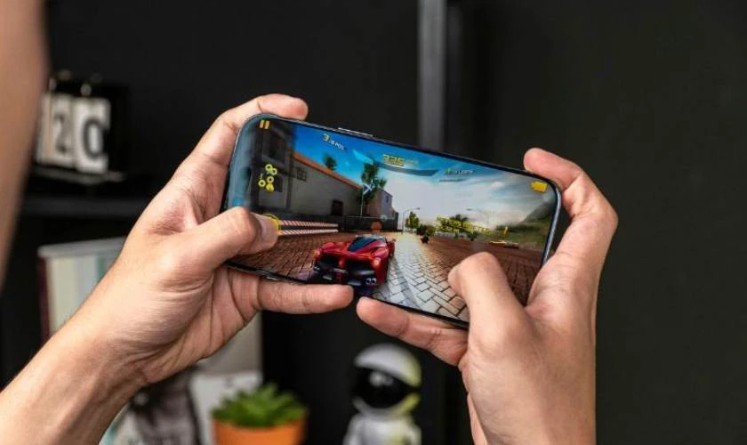 Có nên mua iPhone 17 Pro Max phục vụ mục đích chơi game?