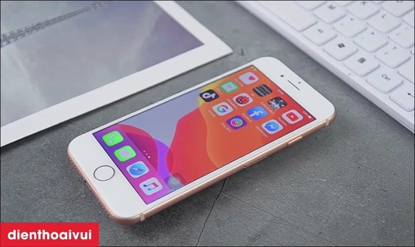 M&agrave;n h&igrave;nh retina HD 4.7 inch
