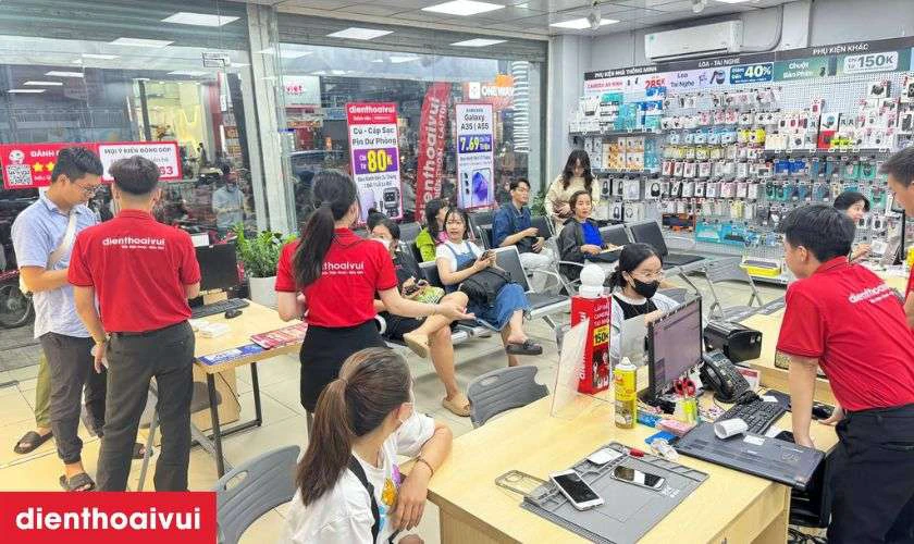 Mua điện thoại iPhone 8 64GB cũ đẹp ch&iacute;nh h&atilde;ng tại Điện Thoại Vui